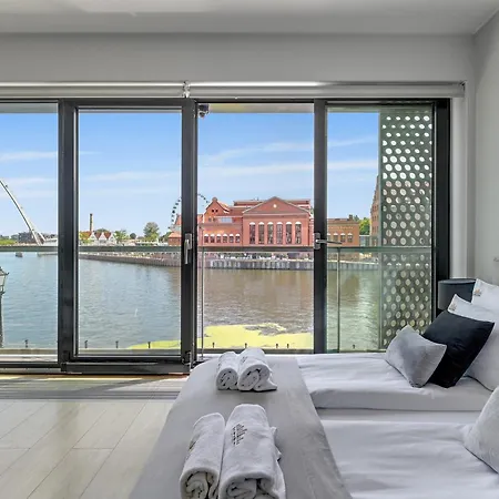 Daire Symfonia Amazing River View By Downtown *