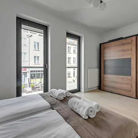 Symfonia Amazing River View By Downtown Apartman