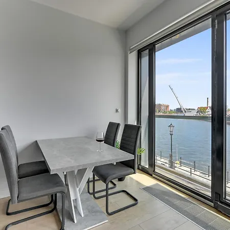 Symfonia Amazing River View By Downtown