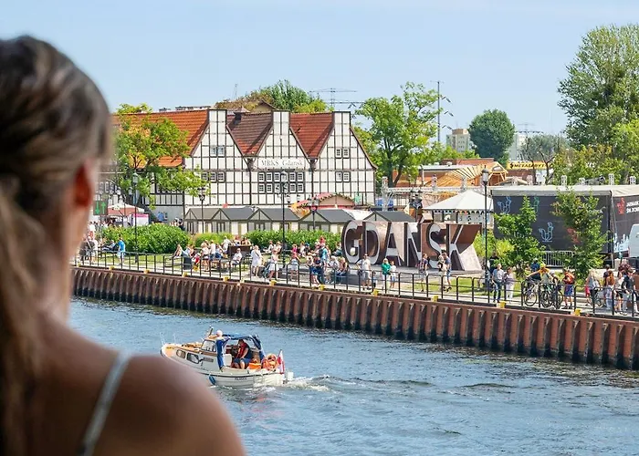 Symfonia Amazing River View By Downtown Apartment *