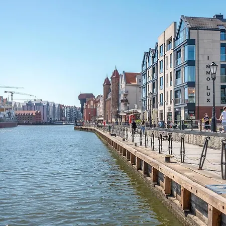 Symfonia Amazing River View By Downtown Апартаменты *